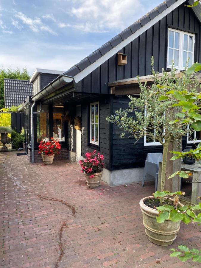 Uniek Houten Huis Nabij Bos En Plassen Hollandsche Rading Eksteriør billede