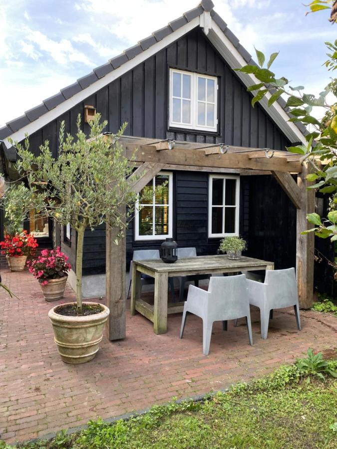 Uniek Houten Huis Nabij Bos En Plassen Hollandsche Rading Eksteriør billede